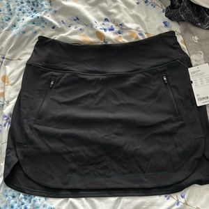 Athleta Fairway Golf Skort 16”